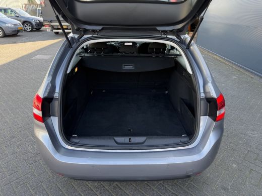 Peugeot 308 SW 110pk Allure (Automatische Airco - Navigatie - Parkeersensoren - Apple Carplay - Lichtmetalen ... ActivLease financial lease