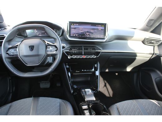 Peugeot e-2008 EV Allure 54 kWh | Automaat | Navigatie | Camera | Fase 3 laden | Nieuw model | Apple carplay | ActivLease financial lease