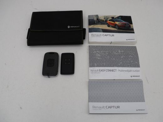 Renault Captur 1.3 TCe 140 Intens | Automaat | Camera | Carplay | Keyless | Navigatie | Full LED | 17'' | Climat... ActivLease financial lease