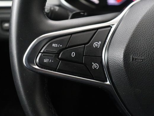 Renault Captur 1.3 TCe 140 Intens | Automaat | Camera | Carplay | Keyless | Navigatie | Full LED | 17'' | Climat... ActivLease financial lease