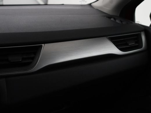 Renault Captur 1.3 TCe 140 Intens | Automaat | Camera | Carplay | Keyless | Navigatie | Full LED | 17'' | Climat... ActivLease financial lease