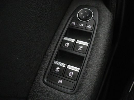 Renault Captur 1.3 TCe 140 Intens | Automaat | Camera | Carplay | Keyless | Navigatie | Full LED | 17'' | Climat... ActivLease financial lease