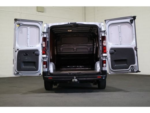 Renault Trafic 2.0 dCi 150pk L2 H1 Automaat ActivLease financial lease