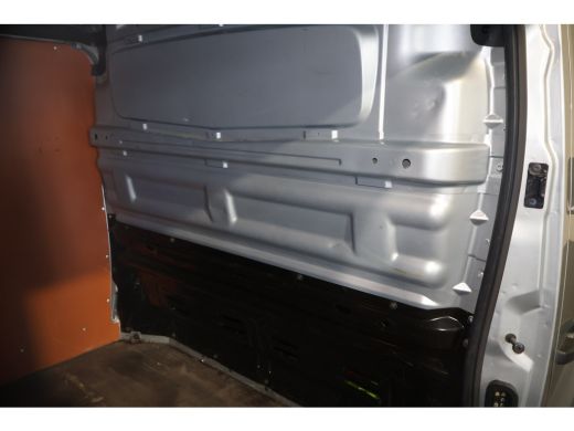 Renault Trafic 2.0 dCi 150pk L2 H1 Automaat ActivLease financial lease
