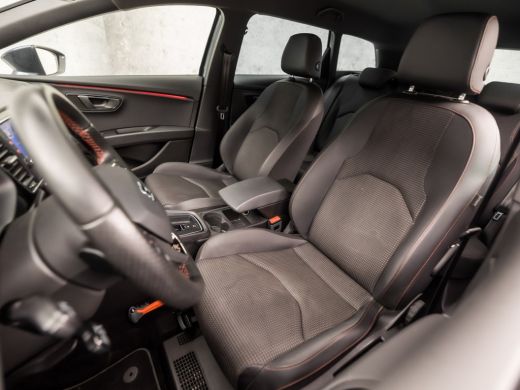 Seat Leon 1.5 TSI FR Ultimate Sport 150Pk Automaat (VIRTUAL COCKPIT, APPLE CARPLAY, NAVIGATIE, KEYLESS, CAM... ActivLease financial lease