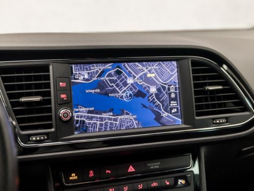 Seat Leon 1.5 TSI FR Ultimate Sport 150Pk Automaat (VIRTUAL COCKPIT, APPLE CARPLAY, NAVIGATIE, KEYLESS, CAM... ActivLease financial lease