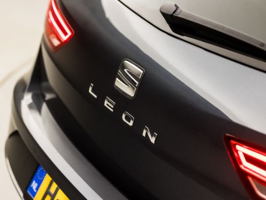 Seat Leon 1.5 TSI FR Ultimate Sport 150Pk Automaat (VIRTUAL COCKPIT, APPLE CARPLAY, NAVIGATIE, KEYLESS, CAM... ActivLease financial lease