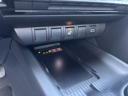 Toyota C-HR 2.0 Plug-in Hybrid 220 Black Edition **GEHEUGENSTOEL/ DODEHOEK DETECTIE/ PARKEERSENSOREN** ActivLease financial lease