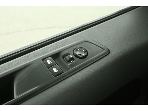 Toyota ProAce Standard Range 50 kWh L1H1 | Snelladen | SOH 94% | Airco | Cruise | Carplay | Trekhaak | 3 Zits |... ActivLease financial lease