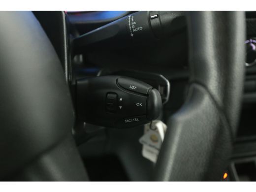 Toyota ProAce Standard Range 50 kWh L1H1 | Snelladen | SOH 94% | Airco | Cruise | Carplay | Trekhaak | 3 Zits |... ActivLease financial lease