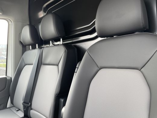 Volkswagen Crafter 30 2.0 TDI L3H3 Trendline 140PK | app connect | PDC | Netto actieprijs ex. kosten rijklaar ActivLease financial lease