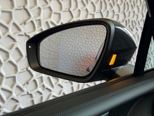 Volkswagen Tiguan 1.5 eHYBRID PHEV NIEUW CAMERA HARMAN STOEL/STUUR VERWKARDON ELEK.KLEP PHEV PLUG IN HYBRID ActivLease financial lease