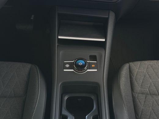 Volkswagen Tiguan 1.5 eHYBRID PHEV NIEUW CAMERA HARMAN STOEL/STUUR VERWKARDON ELEK.KLEP PHEV PLUG IN HYBRID ActivLease financial lease