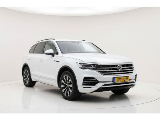 Volkswagen Touareg 3.0 TSi eHybrid ATMOSPHERE 4MOTION TREKHAAK/HEAD-UP/PANORAMADAK ActivLease financial lease