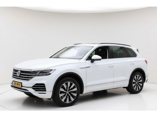 Volkswagen Touareg 3.0 TSi eHybrid ATMOSPHERE 4MOTION TREKHAAK/HEAD-UP/PANORAMADAK ActivLease financial lease