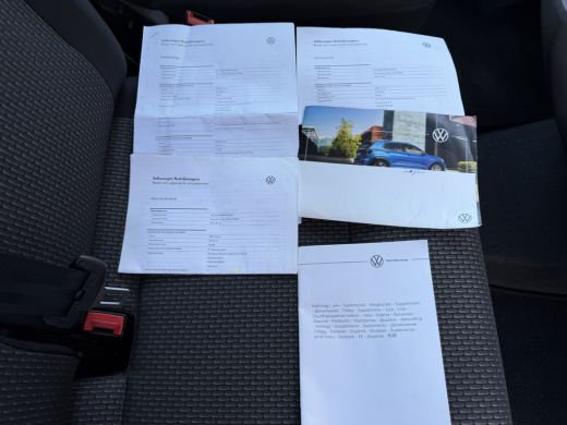 Volkswagen Transporter 2.0 TDI 150PK Euro 6 L2H1 CarPlay/cruise control/trekhaak/camera ActivLease financial lease