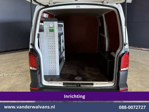 Volkswagen Transporter 2.0 TDI L2H1 inrichting Euro6 Airco | Omvormer | Camera | Imperiaal | Apple Carplay | Cruisecontr... ActivLease financial lease