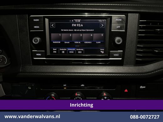 Volkswagen Transporter 2.0 TDI L2H1 inrichting Euro6 Airco | Omvormer | Camera | Imperiaal | Apple Carplay | Cruisecontr... ActivLease financial lease