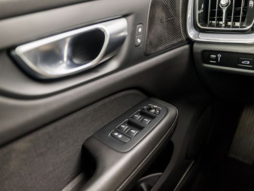 Volvo  V60 2.0 B4 Inscription 197Pk Automaat (APPLE CARPLAY, GROOT NAVI, CAMERA, HARMAN/KARDON, STOELVERWARM... ActivLease financial lease