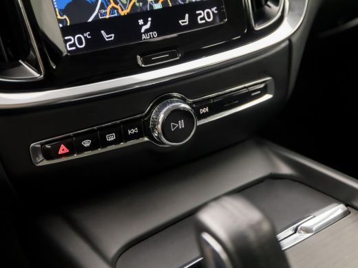 Volvo  V60 2.0 B4 Inscription 197Pk Automaat (APPLE CARPLAY, GROOT NAVI, CAMERA, HARMAN/KARDON, STOELVERWARM... ActivLease financial lease