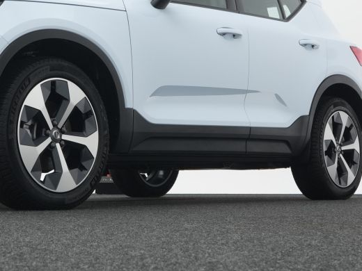 Volvo  XC40 2.0 B4 Plus Dark | Harman/Kardon | Adaptive Cruise | BLIS | Keyless | Google ActivLease financial lease