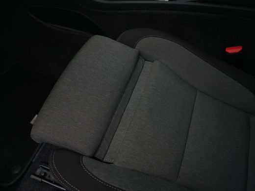 Volvo  XC40 2.0 B4 Plus Dark | Harman/Kardon | Adaptive Cruise | BLIS | Keyless | Google ActivLease financial lease