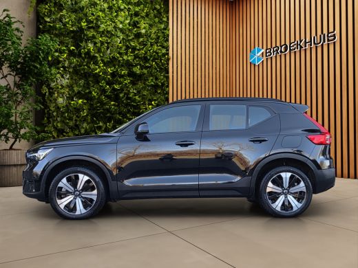 Volvo  XC40 Recharge Core | Camera | CarPlay | Lane Keeping | Climate | 19" Velgen ActivLease financial lease
