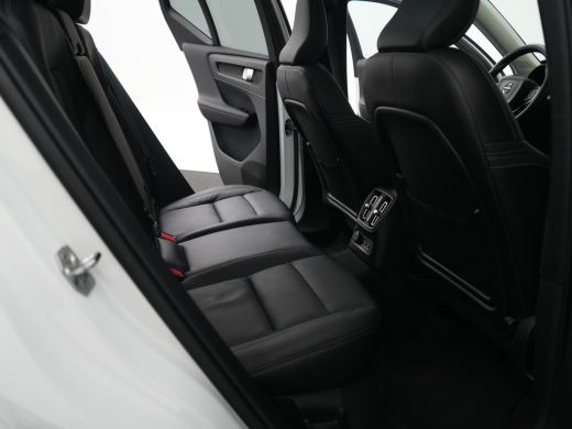 Volvo  XC40 T4 Recharge Inscription | Leder | Panoramadak | 360&deg; | Harman/Kardon | Adaptive Cruise | BLIS | E... ActivLease financial lease