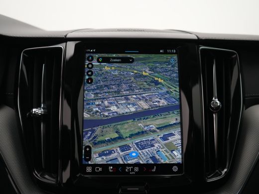 Volvo  XC60 T6 AWD Ultra Dark | 360&deg; Camera | Head-Up | Panoramadak | Trekhaak ActivLease financial lease