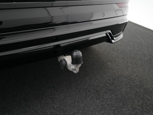 Volvo  XC60 T6 AWD Ultra Dark | 360&deg; Camera | Head-Up | Panoramadak | Trekhaak ActivLease financial lease