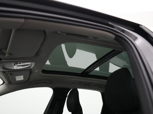 Volvo  XC60 T6 AWD Ultra Dark | 360&deg; Camera | Head-Up | Panoramadak | Trekhaak ActivLease financial lease