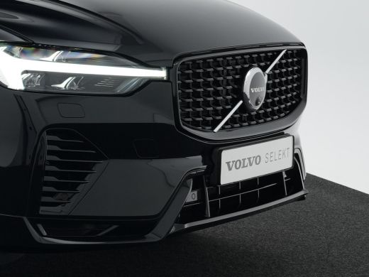 Volvo  XC60 T6 AWD Ultra Dark | 360&deg; Camera | Head-Up | Panoramadak | Trekhaak ActivLease financial lease