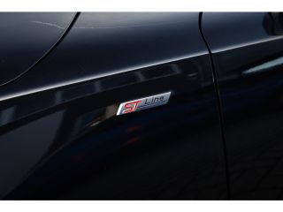 Ford Focus 1.0 EcoBoost Hybrid ST Line | 155pk! | Stoel/stuur/voorruit verwarming | Apple Carplay/Android Au...