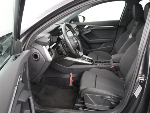 Audi A3 30 TFSI Advanced edition | Sportstoelen | Carplay | Virtual Cockpit | Park Assist | Full LED | Na... ActivLease financial lease