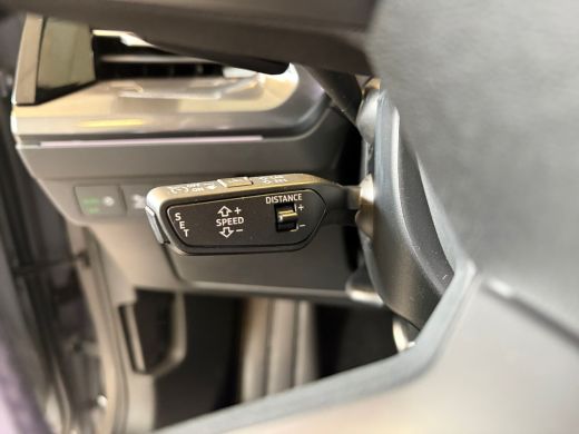 Audi Q4 e-tron 45 quattro S Edition Competition 82 kWh | Optiekpakket zwart plus | Glazen panoramadak | Assisten... ActivLease financial lease
