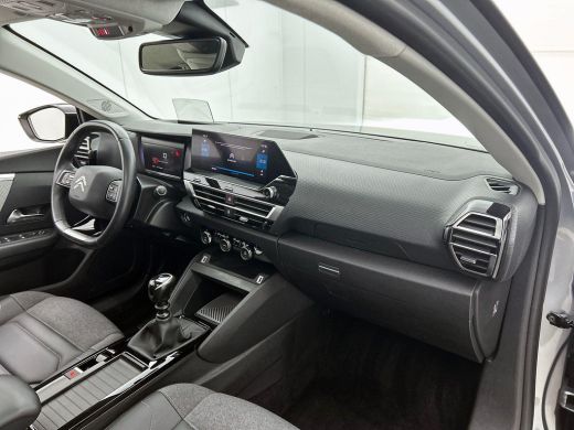 Citroën C4 1.2 Puretech Shine PANO | HEAD-UP | CAMERA ActivLease financial lease