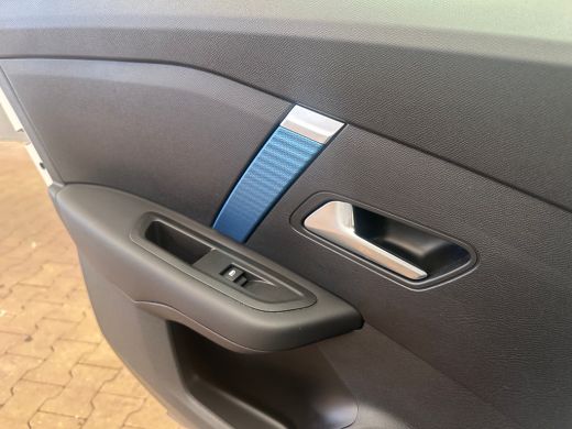 Citroën &euml;-C4 Feel 50 kWh Camera | Carplay | Cruise | Clima | 17LMV | LED | Bluetooth | | Autonomous Emergency ... ActivLease financial lease