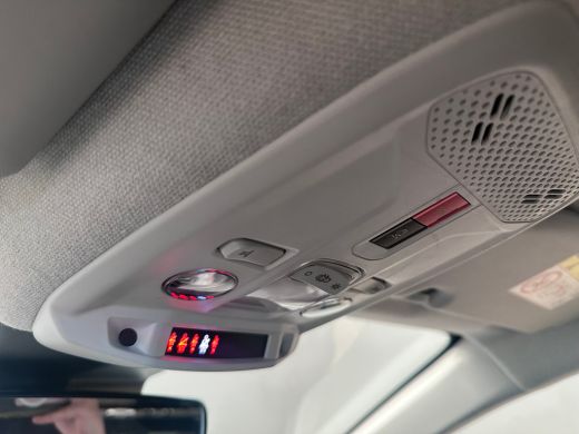 Citroën &euml;-C4 Feel 50 kWh Camera | Carplay | Cruise | Clima | 17LMV | LED | Bluetooth | | Autonomous Emergency ... ActivLease financial lease