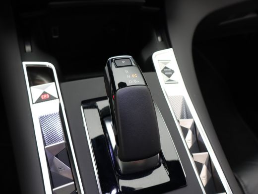 DS DS 7 E-Tense 300 4x4 Rivoli | Leder | Elektrische stoelen | Dodehoek | Adaptieve cruise | Led | ActivLease financial lease