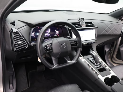 DS DS 7 E-Tense 300 4x4 Rivoli | Leder | Elektrische stoelen | Dodehoek | Adaptieve cruise | Led | ActivLease financial lease