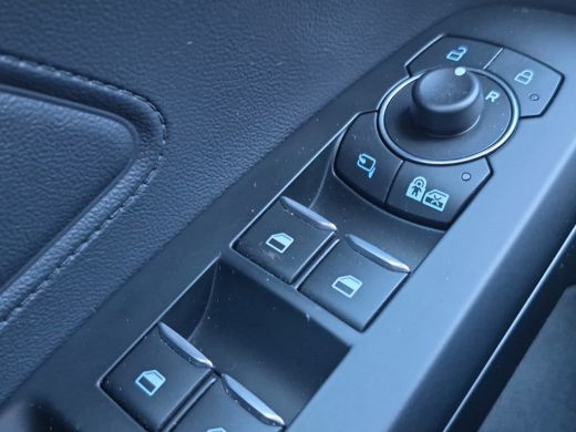 Ford Focus 1.0 EcoBoost Hybrid Titanium X Business Voorruit+Stuur+stoelverwarming | Elektrische achterklep |... ActivLease financial lease