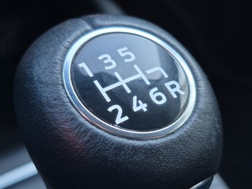 Ford Focus 1.0 EcoBoost Hybrid Titanium X Business Voorruit+Stuur+stoelverwarming | Elektrische achterklep |... ActivLease financial lease