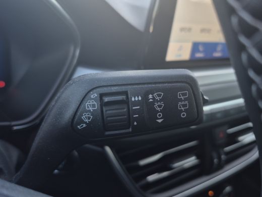 Ford Focus 1.0 EcoBoost Hybrid Titanium X Business Voorruit+Stuur+stoelverwarming | Elektrische achterklep |... ActivLease financial lease