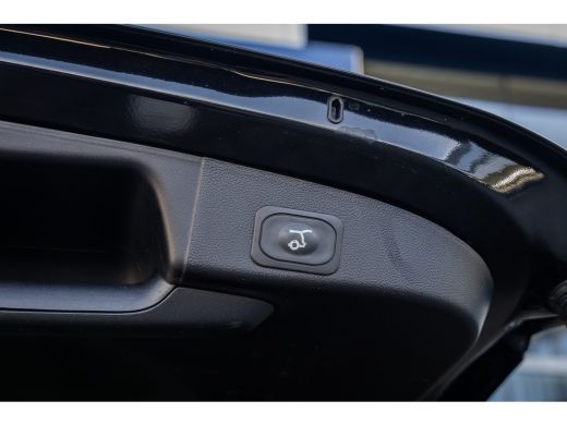 Ford Focus 1.0 EcoBoost Hybrid Vignale | 155pk! | Uniek/full options! | Trekhaak | Leder | Adap cruise | App... ActivLease financial lease