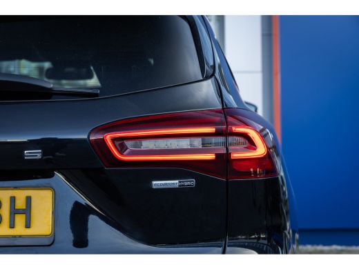 Ford Focus 1.0 EcoBoost Hybrid Vignale | 155pk! | Uniek/full options! | Trekhaak | Leder | Adap cruise | App... ActivLease financial lease