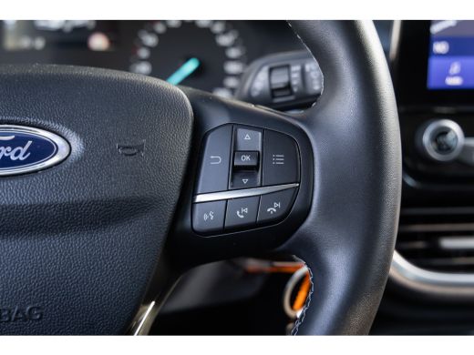 Ford Puma 1.0 EcoBoost Hybrid Titanium | Camera | Apple Carplay/Android Auto | Cruise control | Navigatie |... ActivLease financial lease