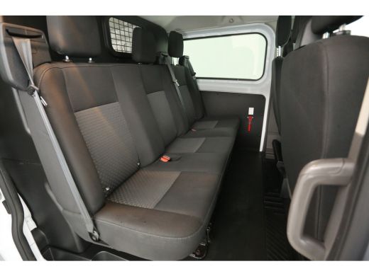 Ford Transit Custom 2.0 TDCI L2H1 | DC | 2800kg Trekgew. | 6 Zits | Airco | Cruise | Parkeersensoren ActivLease financial lease