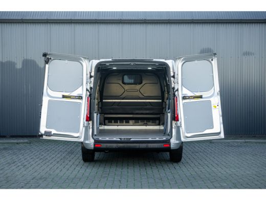 Ford Transit Custom L2H1 | 130pk | Automaat | LED | Camera | Stoelverw. | Cruise | Airco ActivLease financial lease