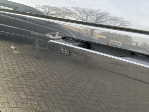 Land Rover Range Rover 3.0 P460e SE PHEV Pano Carplay HUD Sfeer Stoel verw/Koeling Memory Meridian3D ActivLease financial lease