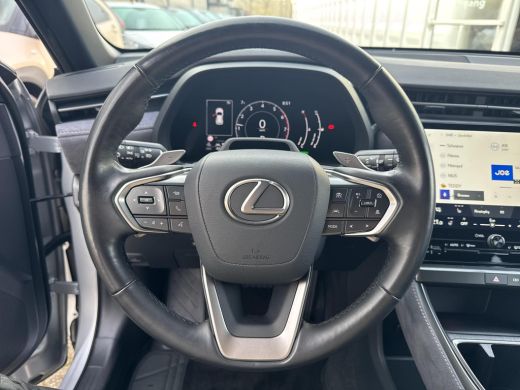 Lexus LBX Cool 2WD | 06-10141018 Voor meer informatie ActivLease financial lease